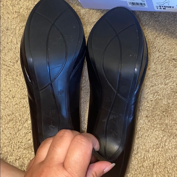 Marc Fisher platform Pumps - Picture 3 of 4